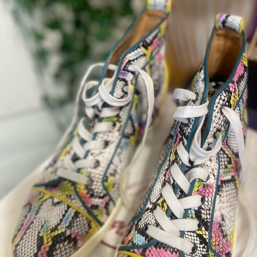 Men Louis Vuitton Snakeskin Hightop Sneakers - Picture 3 of 13